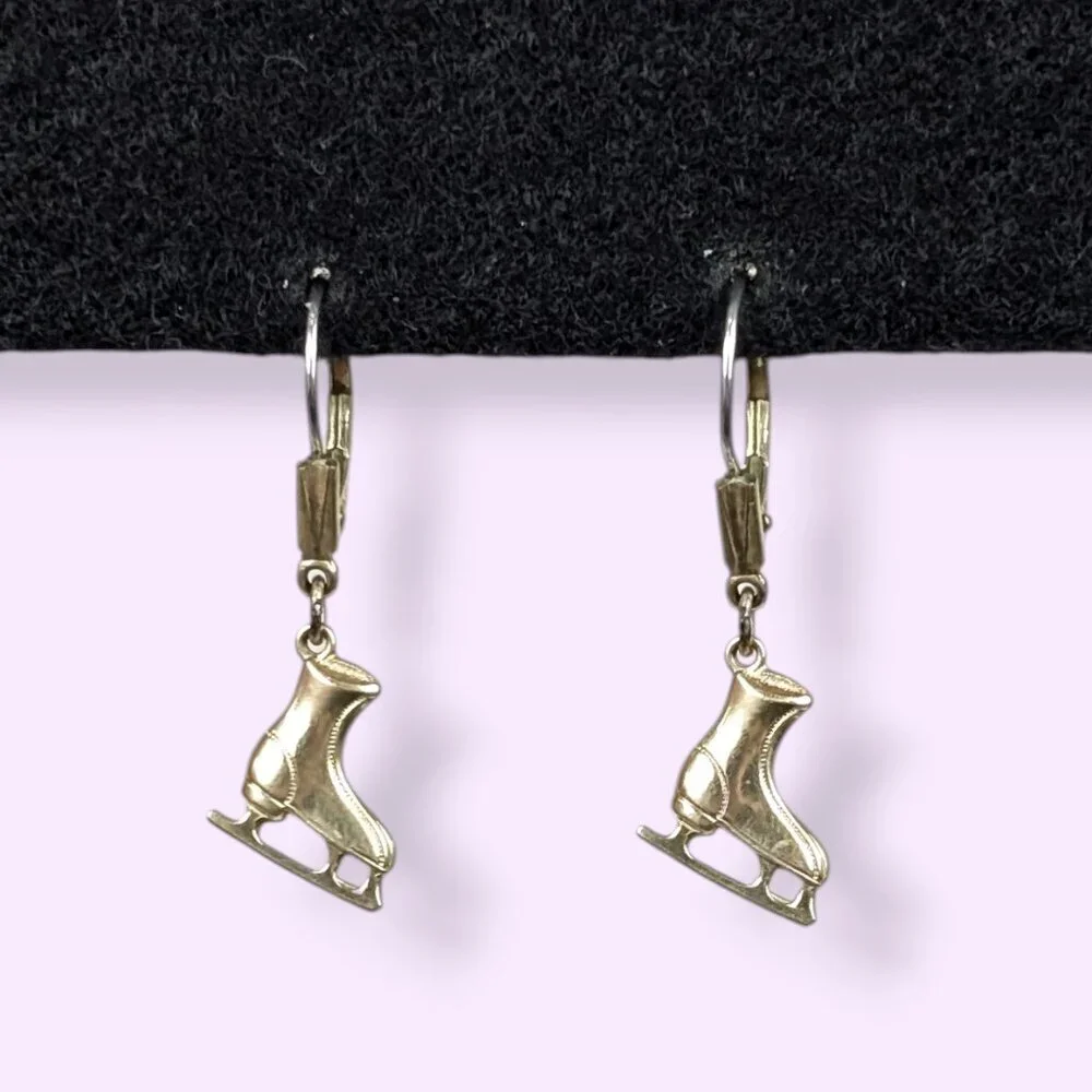 V. K&L German Dainty Figure Skating Earrings - Picture 3 of 5